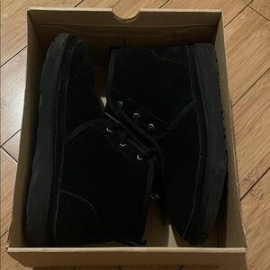 Black Uggs